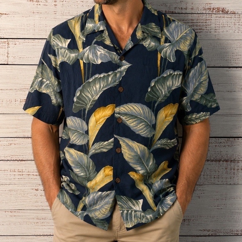 Tommy Bahama Mens XL Hawaiian Camp Shirt Blue Tropical Leaf 100% Rayon Hong Kong